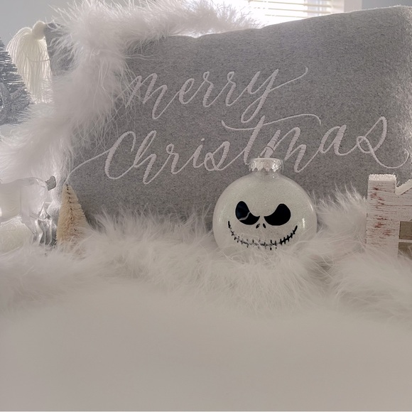 The Nightmare Before Christmas ornament set - Picture 5 of 5